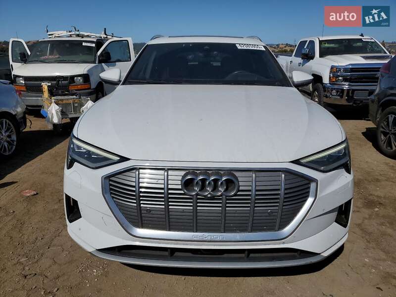 Внедорожник / Кроссовер Audi e-tron 2019 в Кропивницком