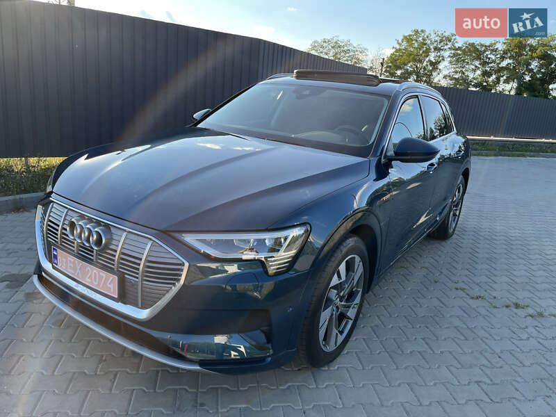 Внедорожник / Кроссовер Audi e-tron 2020 в Днепре