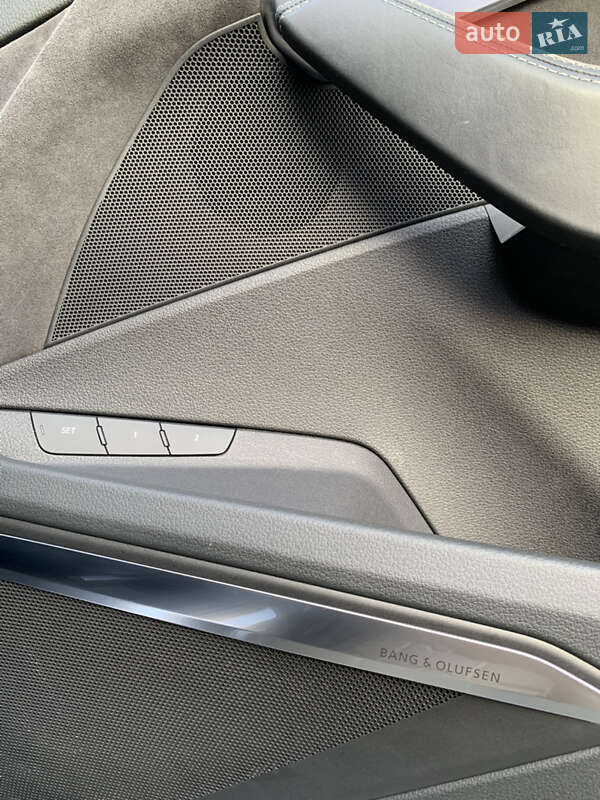 Внедорожник / Кроссовер Audi e-tron 2019 в Бучаче фото 39 Внедорожник / Кроссовер Audi e-tron 2019 в Бучаче