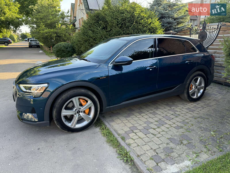 Внедорожник / Кроссовер Audi e-tron 2021 в Львове