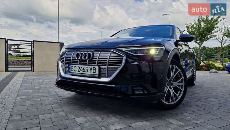 Позашляховик / Кросовер Audi e-tron 2020 в Луцьку