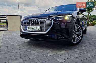 Внедорожник / Кроссовер Audi e-tron 2020 в 