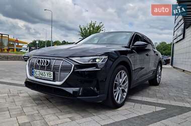Внедорожник / Кроссовер Audi e-tron 2020 в 