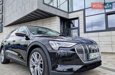 Внедорожник / Кроссовер Audi e-tron 2020 в 