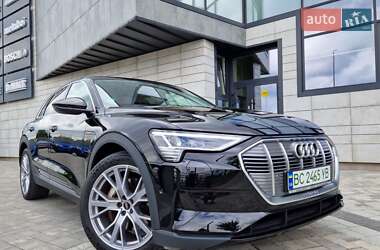 Внедорожник / Кроссовер Audi e-tron 2020 в 