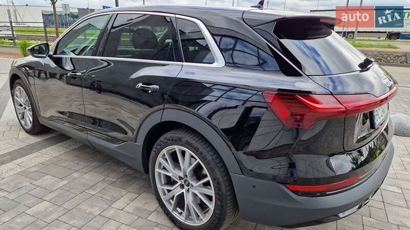Позашляховик / Кросовер Audi e-tron 2020 в Луцьку