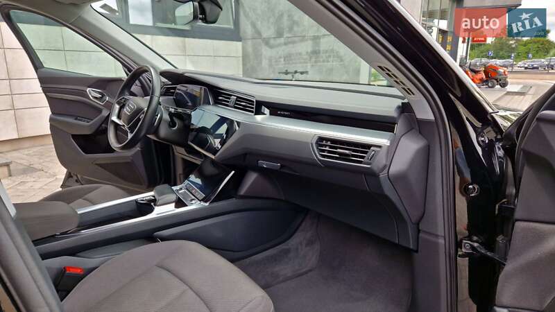 Позашляховик / Кросовер Audi e-tron 2020 в Луцьку