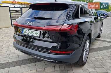 Внедорожник / Кроссовер Audi e-tron 2020 в 