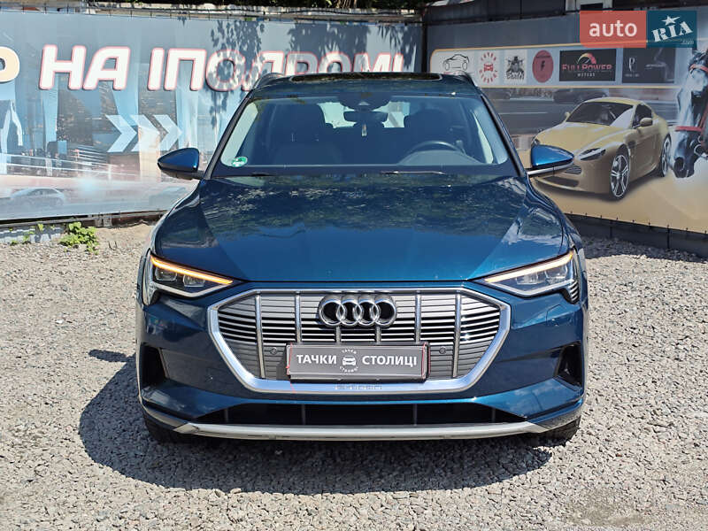 Позашляховик / Кросовер Audi e-tron 2020 в Києві