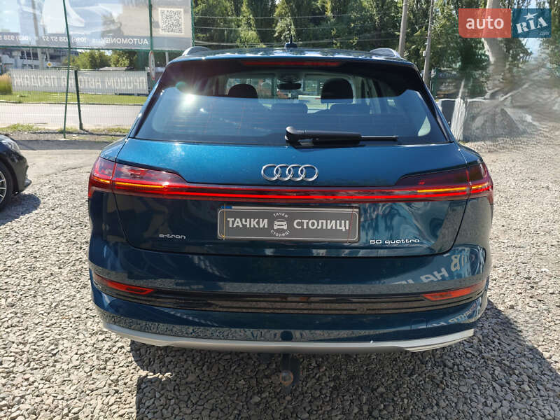 Позашляховик / Кросовер Audi e-tron 2020 в Києві