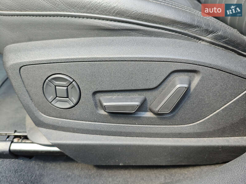 Позашляховик / Кросовер Audi e-tron 2020 в Києві
