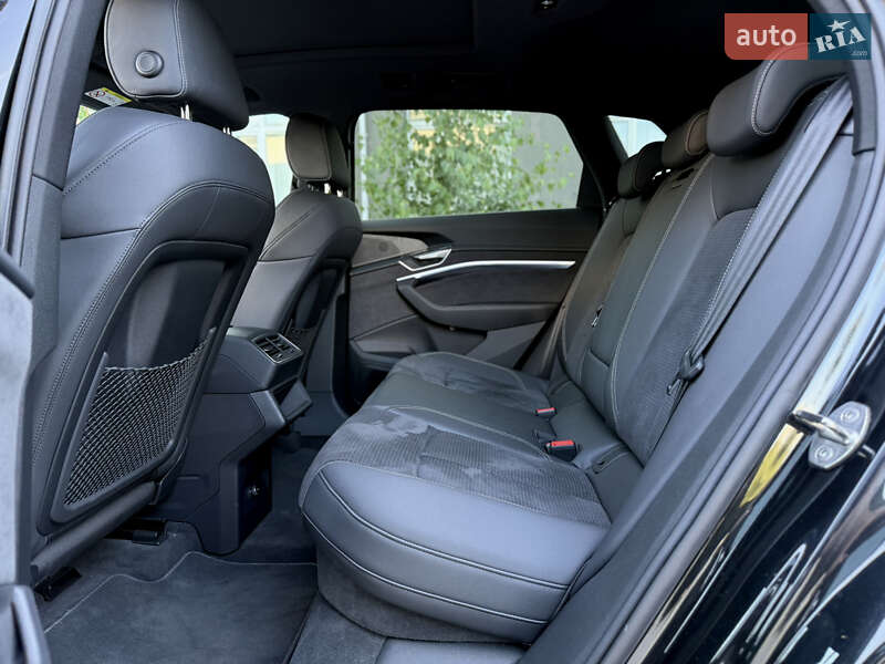 Внедорожник / Кроссовер Audi e-tron 2022 в Луцке