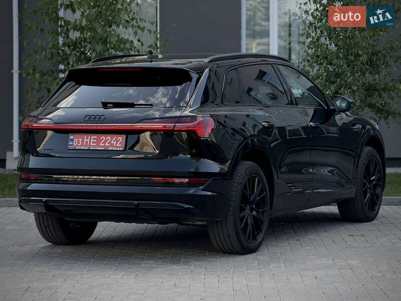 Внедорожник / Кроссовер Audi e-tron 2022 в Луцке
