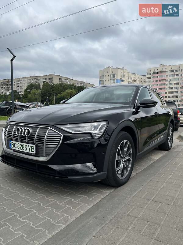 Audi e-tron 2022