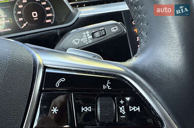 Внедорожник / Кроссовер Audi e-tron 2019 в 