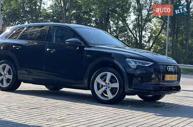 Внедорожник / Кроссовер Audi e-tron 2019 в Виннице