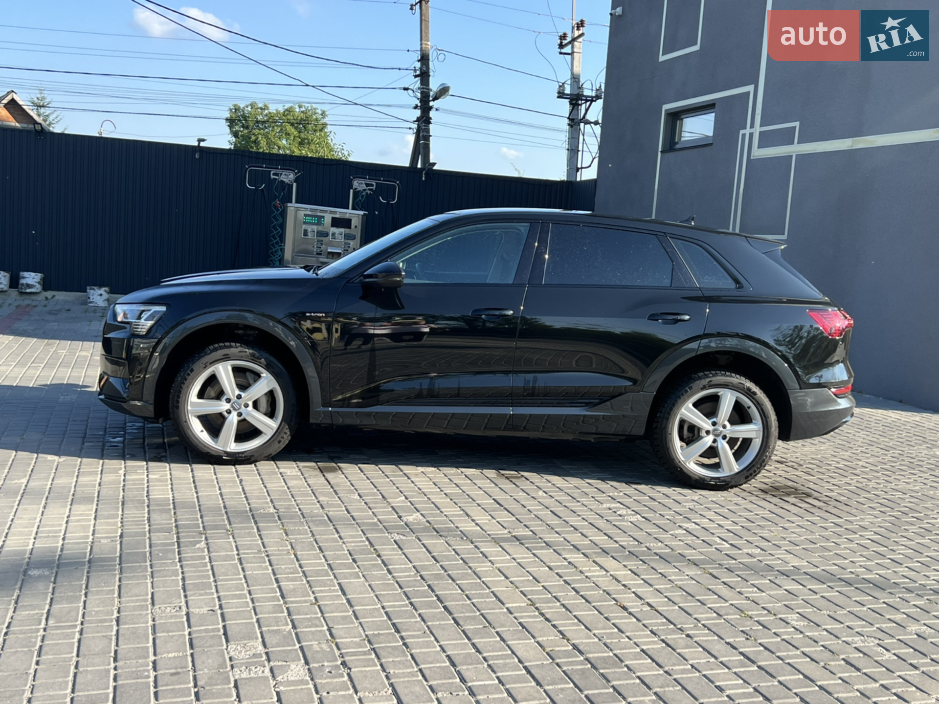 2019 Audi e-tron - мініатюра 44