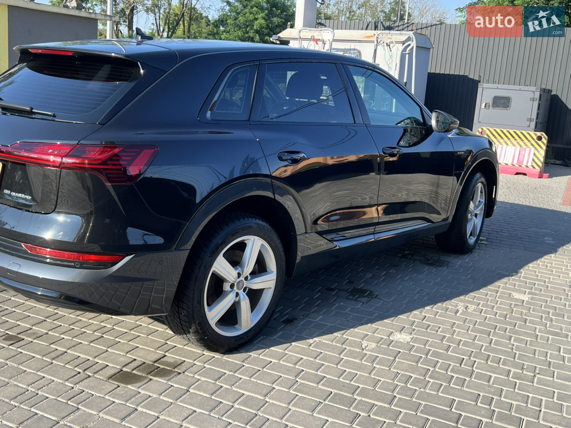 2019 Audi e-tron - мініатюра 47