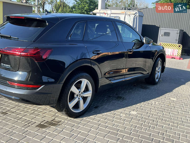 Внедорожник / Кроссовер Audi e-tron 2019 в Виннице