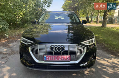 Внедорожник / Кроссовер Audi e-tron 2019 в 