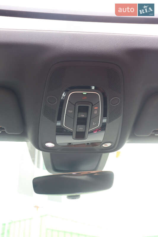 Позашляховик / Кросовер Audi e-tron 2019 в Києві фото 31 Позашляховик / Кросовер Audi e-tron 2019 в Києві