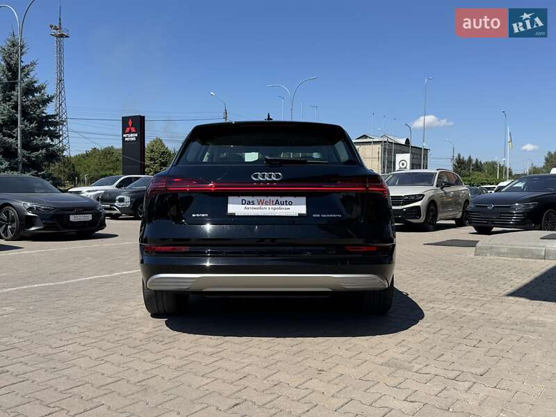 Позашляховик / Кросовер Audi e-tron 2019 в Чернівцях