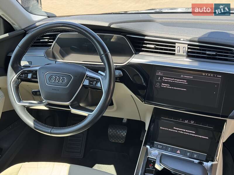 Позашляховик / Кросовер Audi e-tron 2019 в Чернівцях