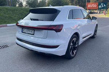 Внедорожник / Кроссовер Audi e-tron 2019 в 