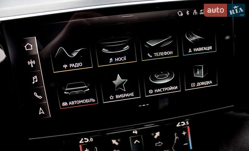 Позашляховик / Кросовер Audi e-tron 2021 в Шептицькому