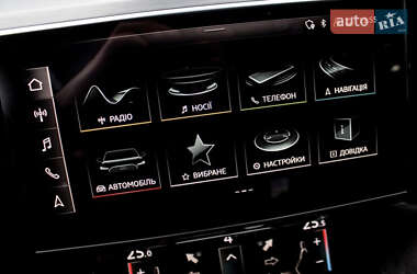 Внедорожник / Кроссовер Audi e-tron 2021 в 