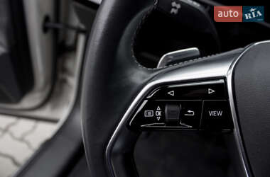 Внедорожник / Кроссовер Audi e-tron 2021 в 