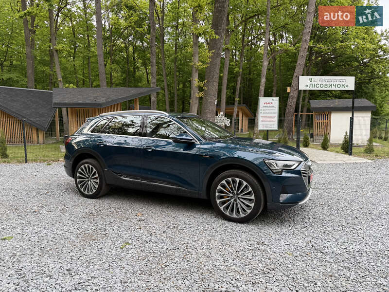 Внедорожник / Кроссовер Audi e-tron 2019 в Ровно
