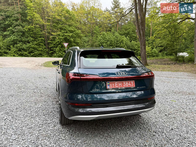 Внедорожник / Кроссовер Audi e-tron 2019 в Ровно