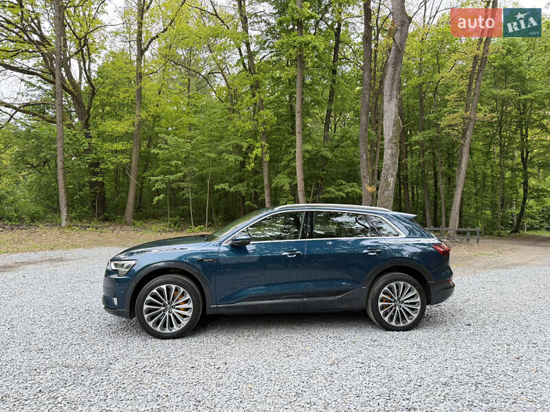 Внедорожник / Кроссовер Audi e-tron 2019 в Ровно