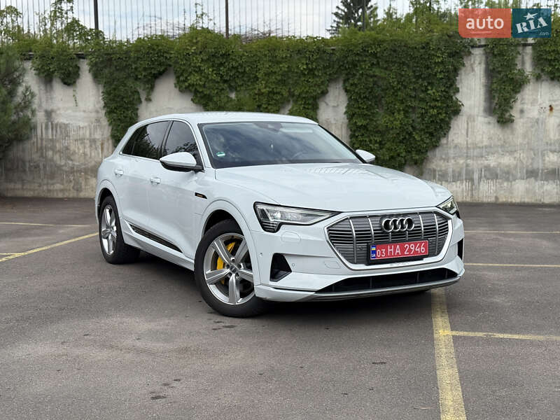 Внедорожник / Кроссовер Audi e-tron 2021 в Ровно