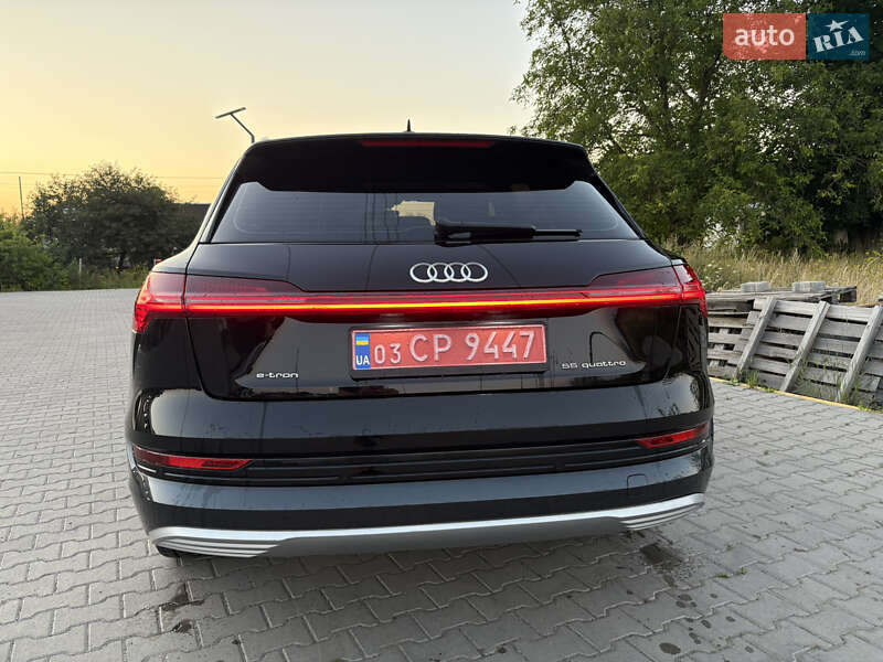 Позашляховик / Кросовер Audi e-tron 2019 в Радехові
