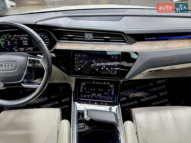 Внедорожник / Кроссовер Audi e-tron 2019 в Киеве