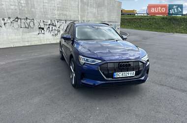 Внедорожник / Кроссовер Audi e-tron 2021 в 