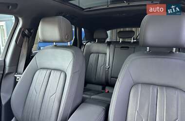 Внедорожник / Кроссовер Audi e-tron 2019 в 
