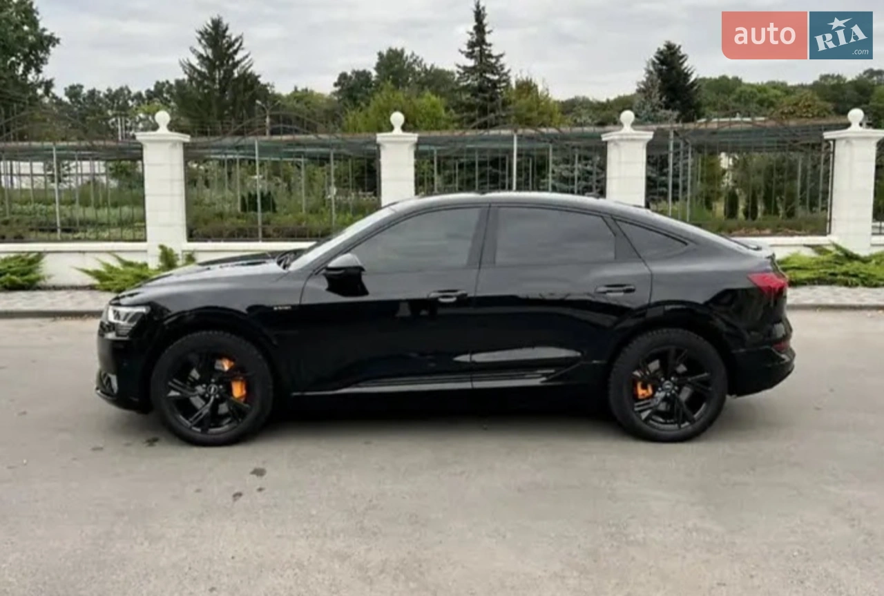 2021 Audi e-tron - мініатюра 22