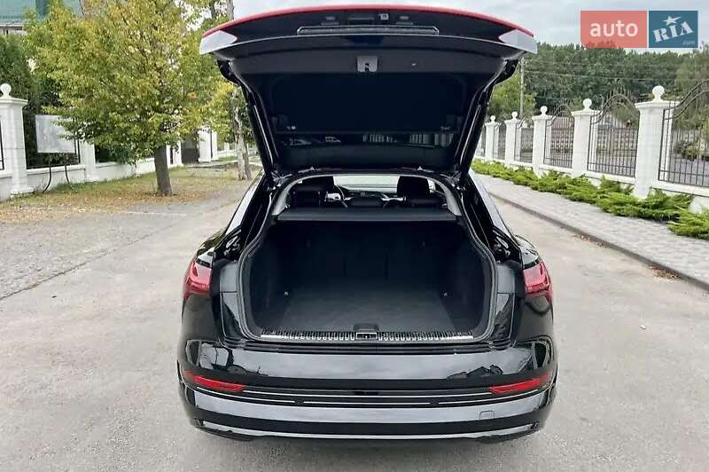Внедорожник / Кроссовер Audi e-tron 2020 в Тернополе