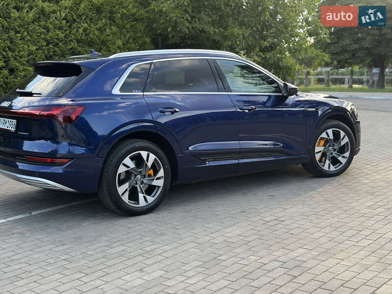 Внедорожник / Кроссовер Audi e-tron 2020 в Луцке