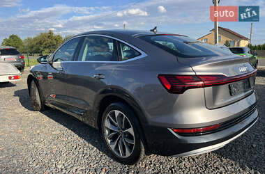Внедорожник / Кроссовер Audi e-tron 2021 в 