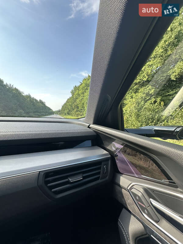 Позашляховик / Кросовер Audi e-tron 2019 в Івано-Франківську