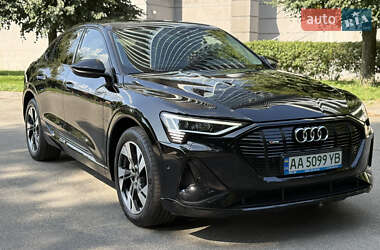 Внедорожник / Кроссовер Audi e-tron 2021 в 