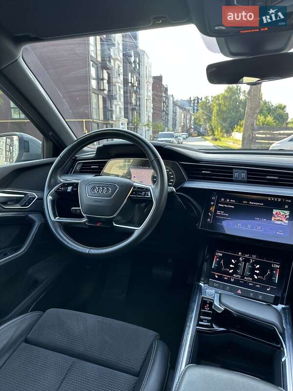Внедорожник / Кроссовер Audi e-tron 2020 в Белогородке