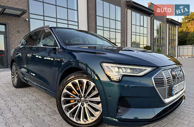 Внедорожник / Кроссовер Audi e-tron 2019 в 