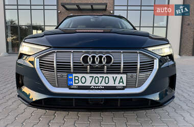 Внедорожник / Кроссовер Audi e-tron 2019 в 
