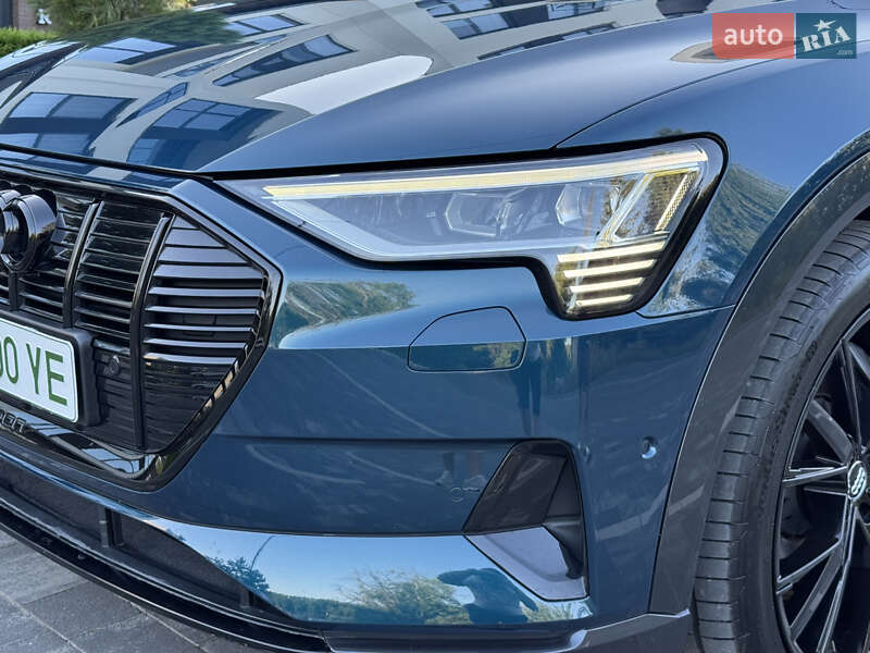 Внедорожник / Кроссовер Audi e-tron 2019 в Ужгороде