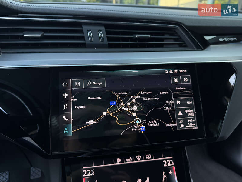 Внедорожник / Кроссовер Audi e-tron 2019 в Ужгороде